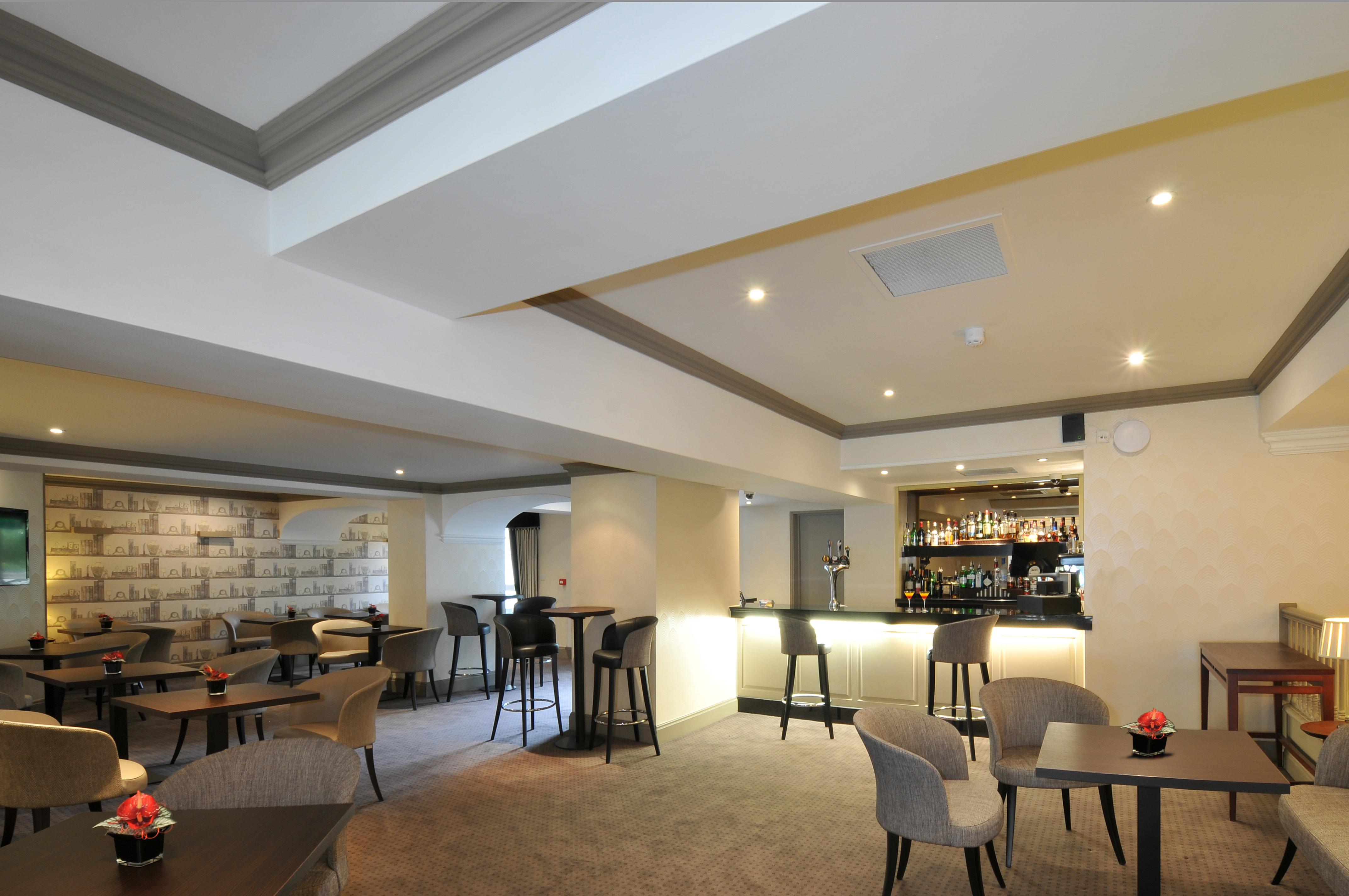 Bromley Court Hotel London Eksteriør billede