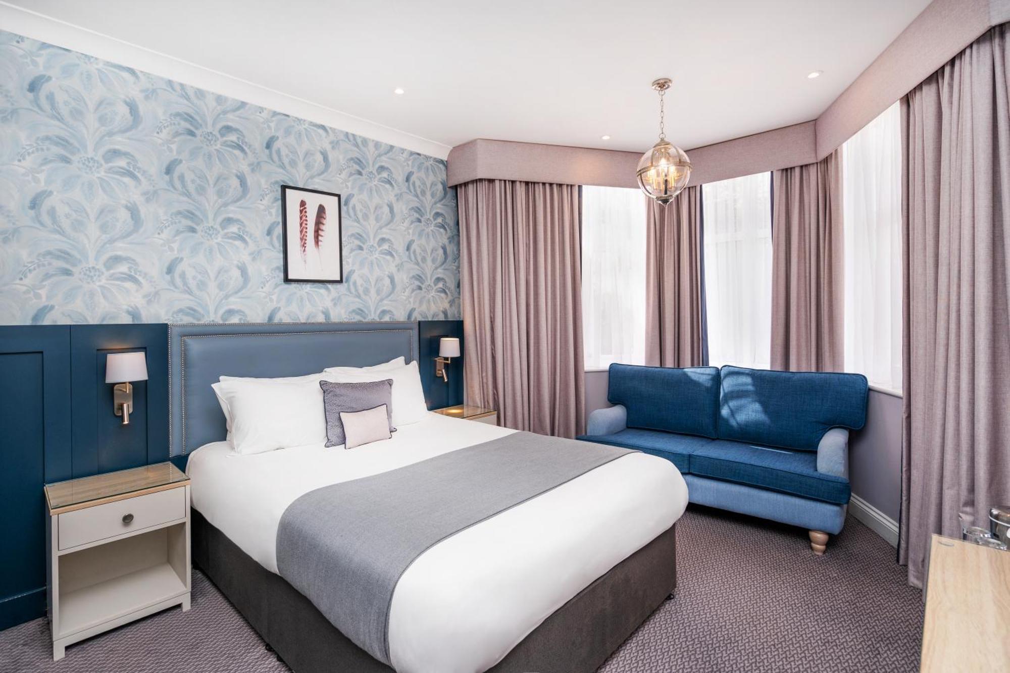 Bromley Court Hotel London Eksteriør billede