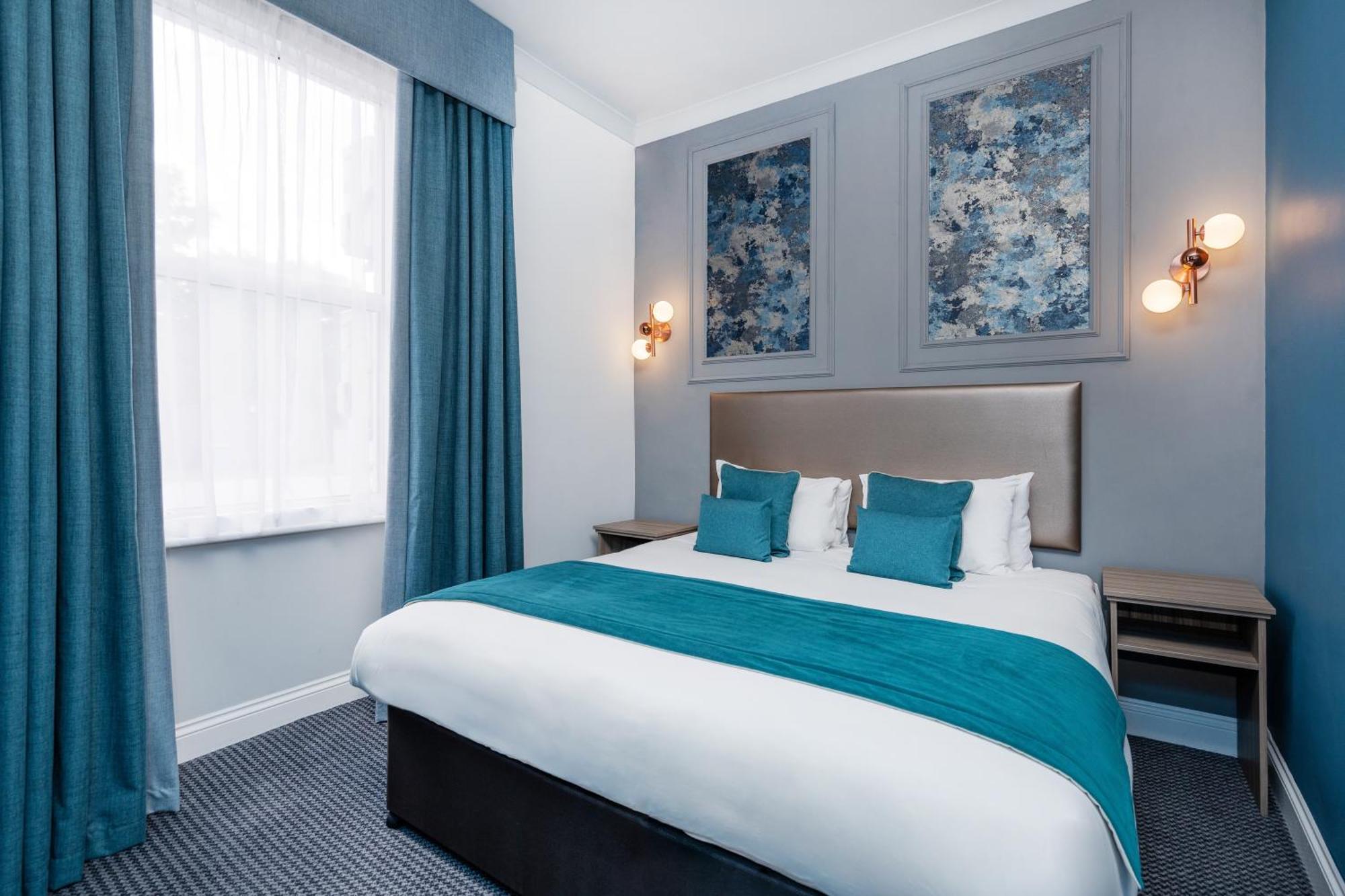 Bromley Court Hotel London Eksteriør billede