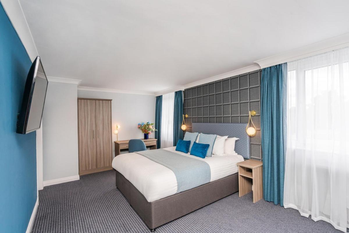 Bromley Court Hotel London Eksteriør billede