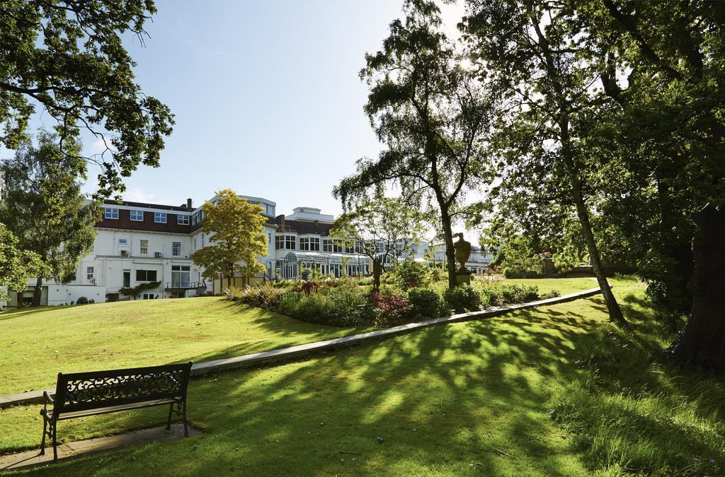 Bromley Court Hotel London Eksteriør billede