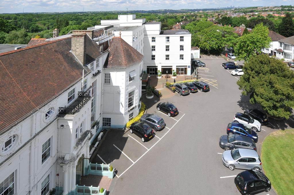 Bromley Court Hotel London Eksteriør billede