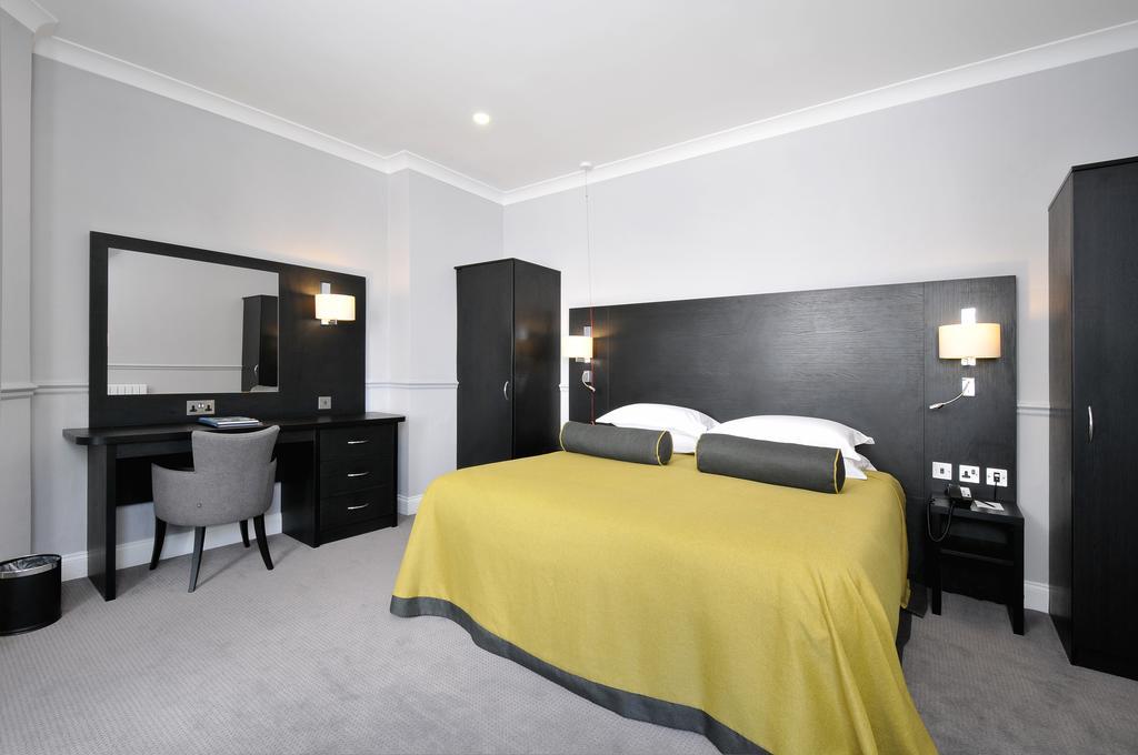Bromley Court Hotel London Eksteriør billede