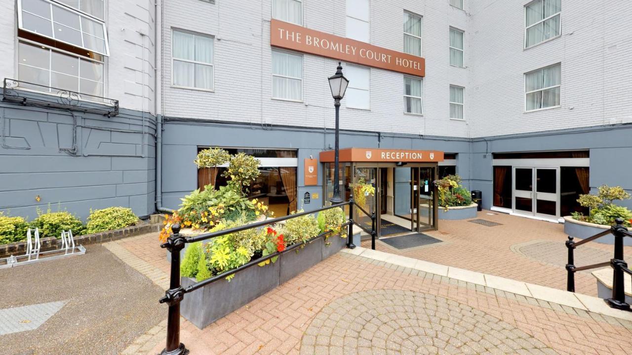 Bromley Court Hotel London Eksteriør billede